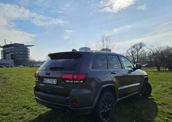 Jeep Grand Cherokee cena 134000 przebieg: 32700, rok produkcji 2020 z Warszawa małe 56